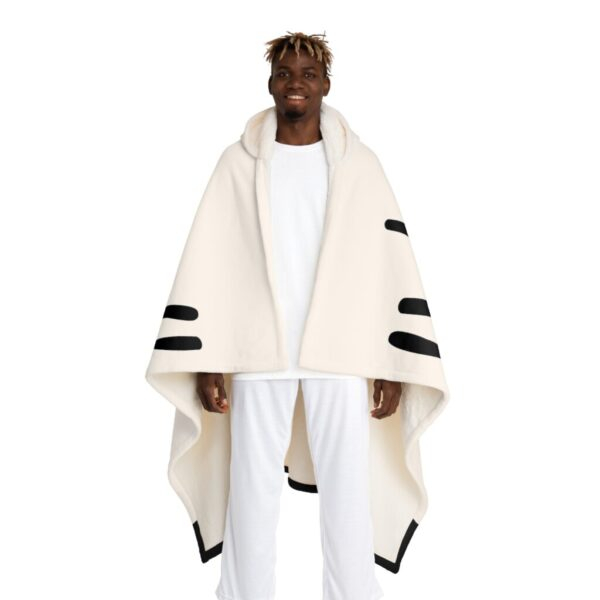 Hooded Sherpa Fleece Blanket | Cee-Sim Collection